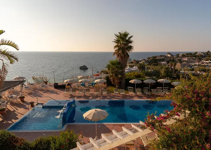 Albatros Otel 4*