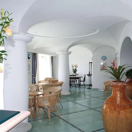 Albatros Hotel 4*