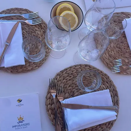 Albatros Hotell