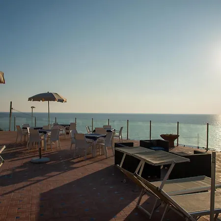 Albatros Hotel