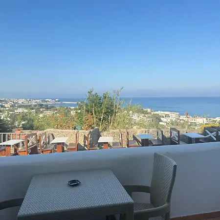 Albatros Hotell