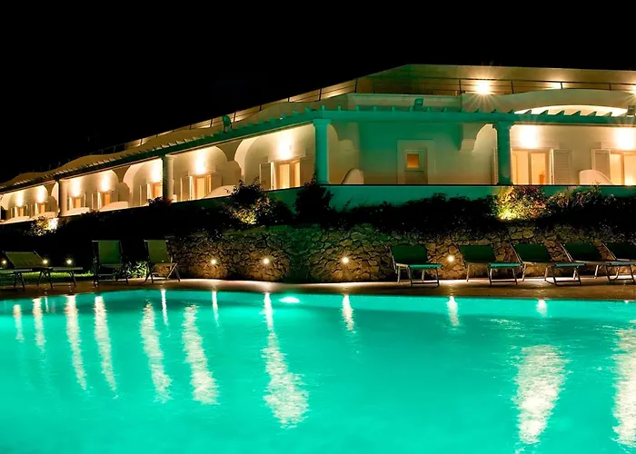 מלון Albatros 4*