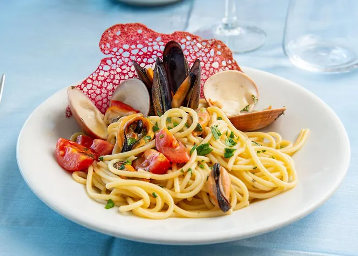 מלון Albatros 4*