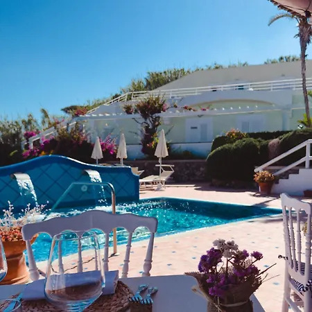 Albatros ホテル 4*